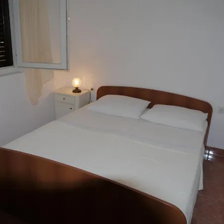 Apartment- Nena Klek
