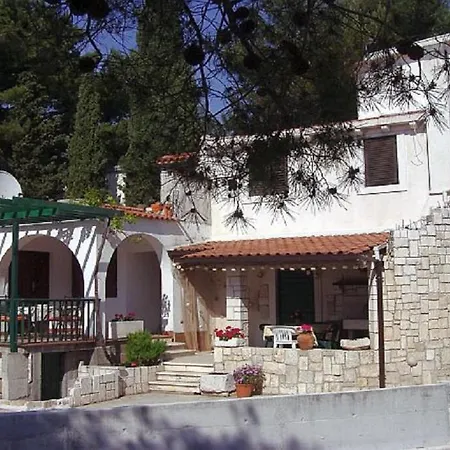 Apartman Apartment- Nena